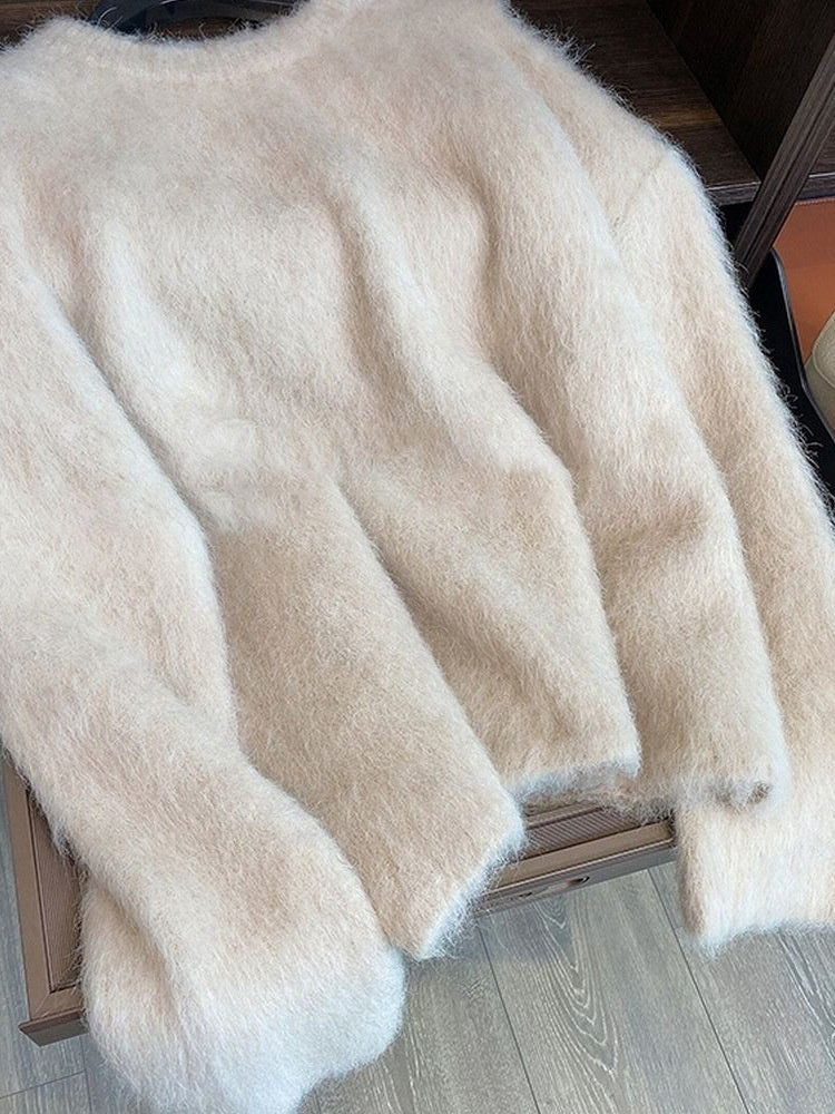 Beautifully Finished Sweater in a Timeless Design