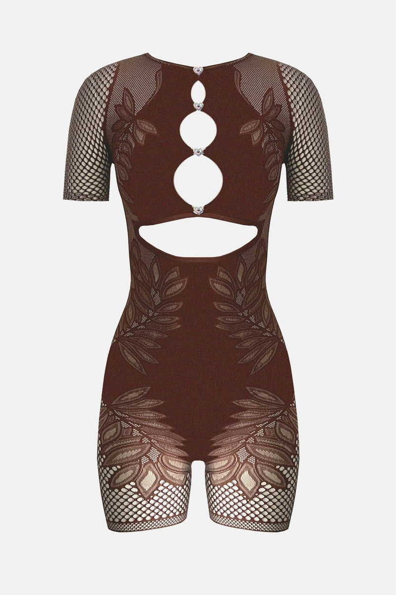 Sophisticated Garment with a Clean Classic Look