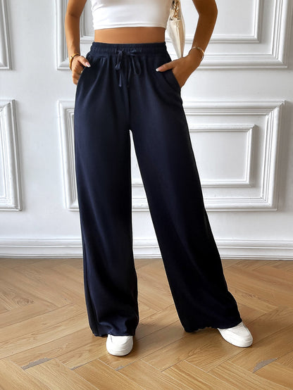 Gracefully Styled Pants for Any Occasion