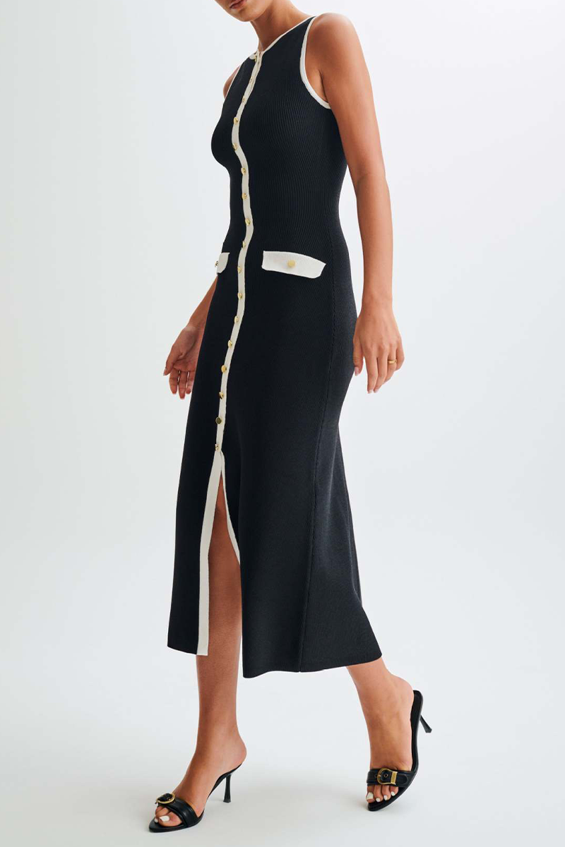 Classic Vintage Dress with a Flattering Fit