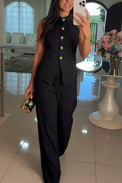 Classic Vintage Pants with a Flattering Fit