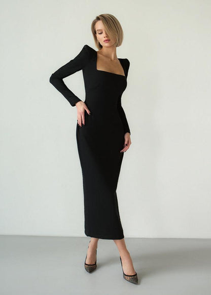 Effortlessly Elegant Dress with a Timeless Design