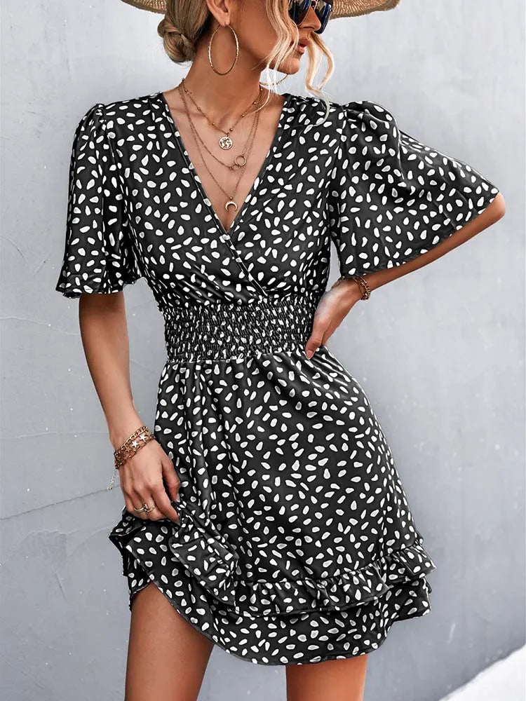 Sophisticated Dress with a Clean Classic Look