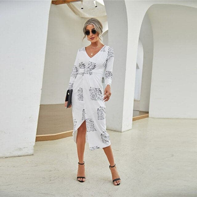 Sophisticated Dress with a Clean Classic Look