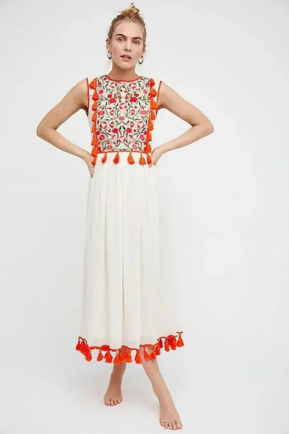 Classic Vintage Dress with a Flattering Fit