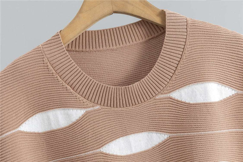 Well Tailored Garment with a Graceful Silhouette