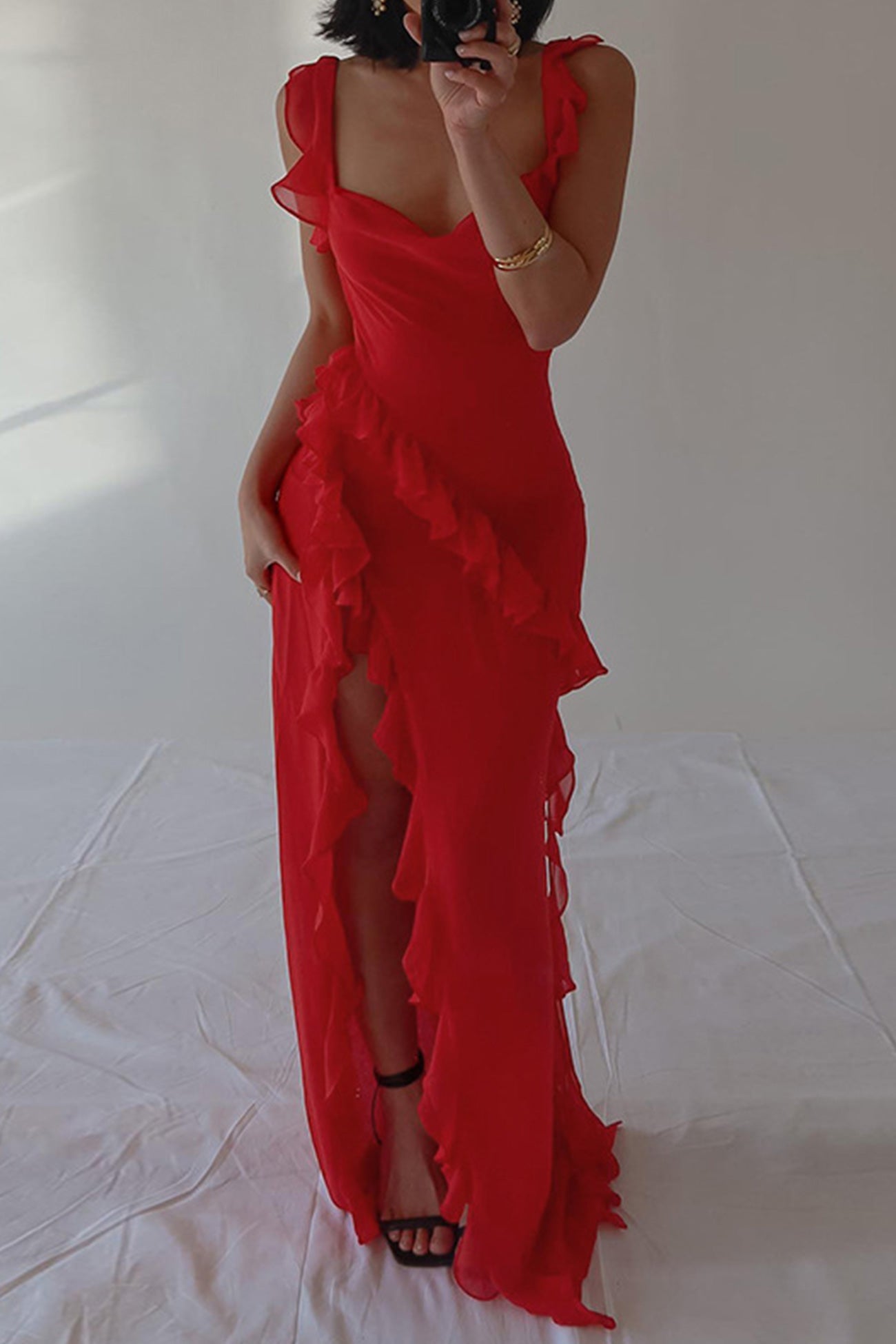 Sophisticated Dress with a Clean Classic Look