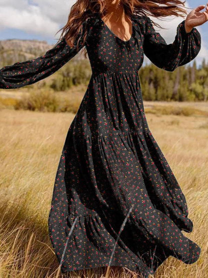 Classic Vintage & Enduringly Stylish Dress