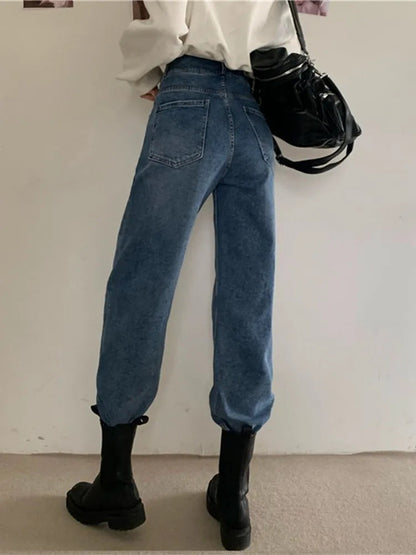 A Vintage Style Pants with Delicate Timeless Details