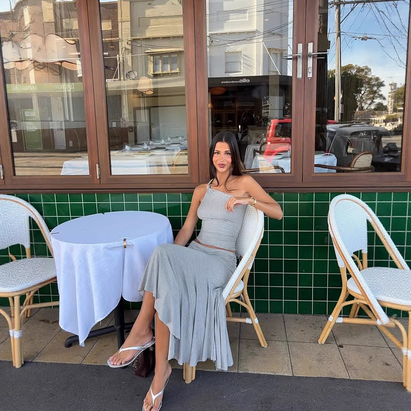 Classic Vintage Garment with a Flattering Fit
