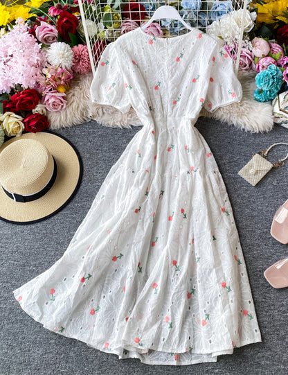 Gracefully Styled Dress for Any Occasion