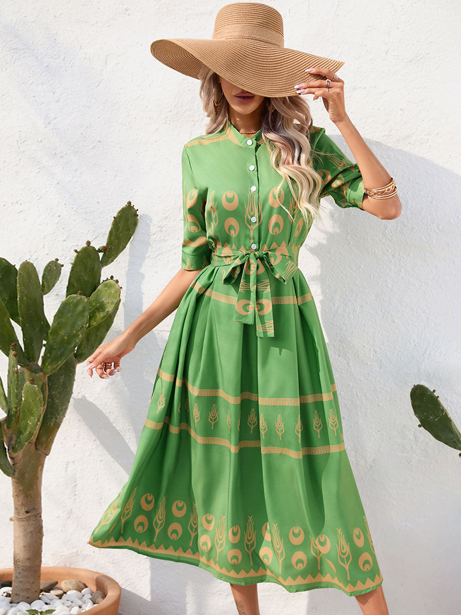 Well Tailored Dress with a Graceful Silhouette