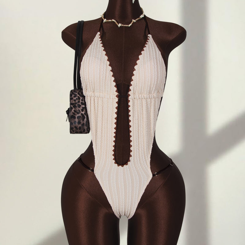 Sophisticated Garment with a Clean Classic Look