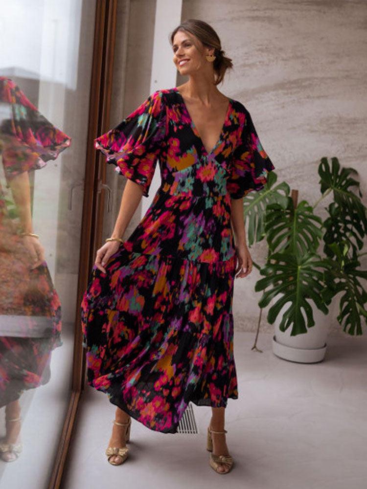 Classic Vintage Dress with a Flattering Fit