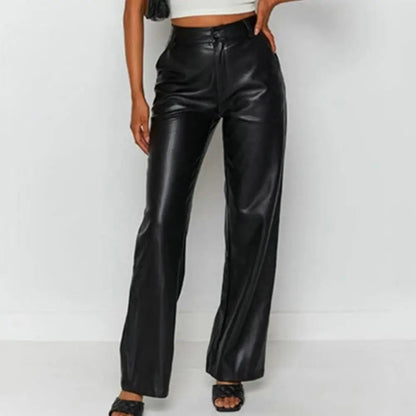 Well Tailored Pants with a Graceful Silhouette