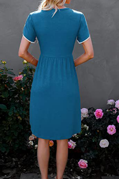 Beautifully Crafted Dress in a Classic Style