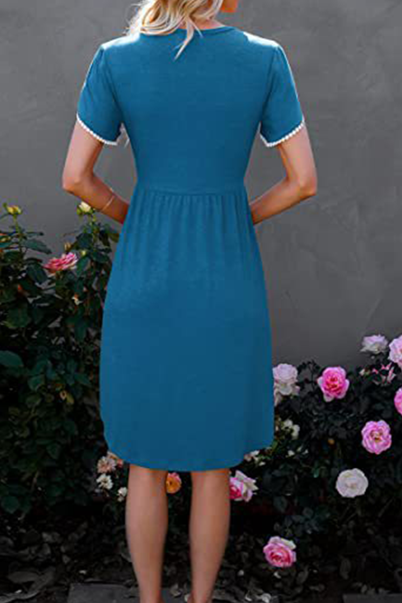 Beautifully Crafted Dress in a Classic Style