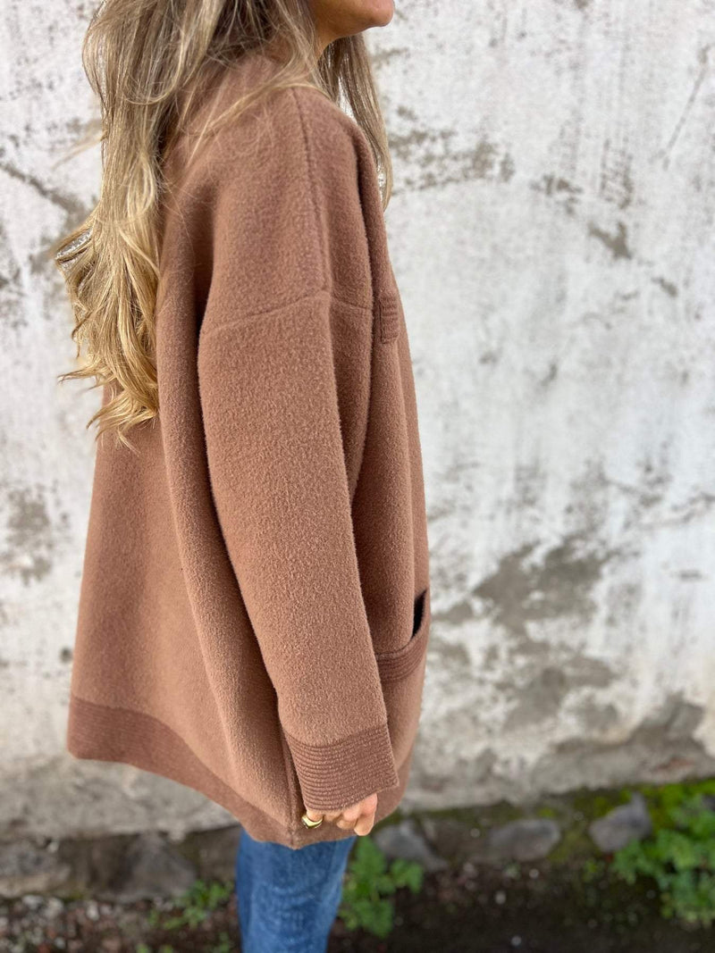 Beautifully Crafted Jacket in a Classic Style