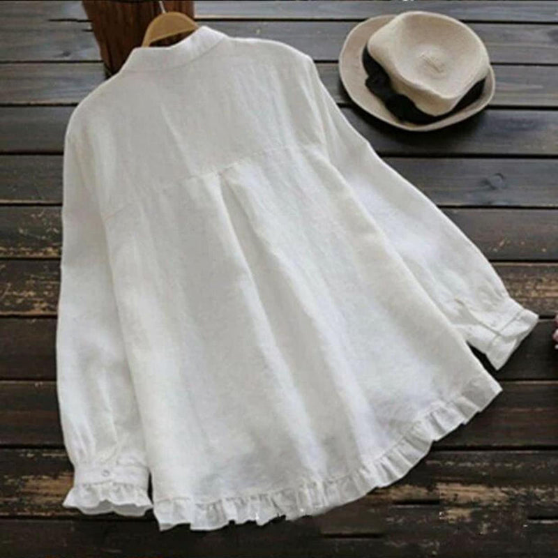 Classic Vintage Blouse with a Flattering Fit