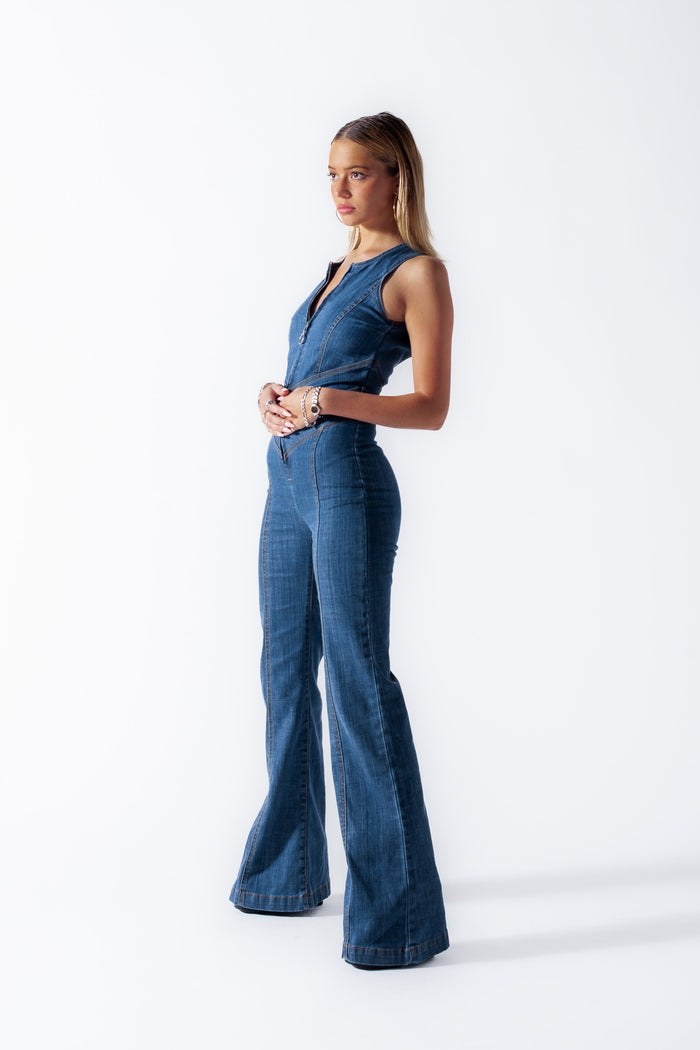 Well Tailored Garment with a Graceful Silhouette