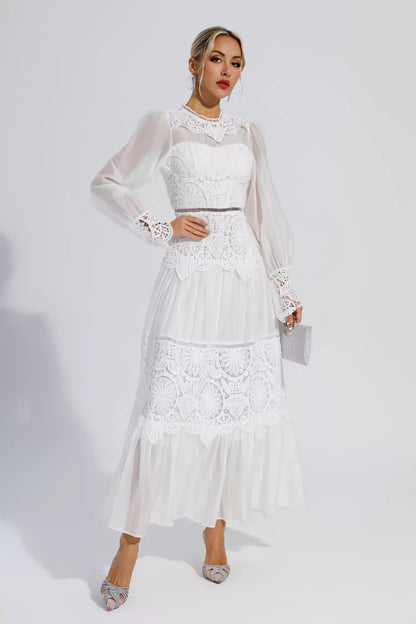 Beautifully Crafted Dress in a Classic Style