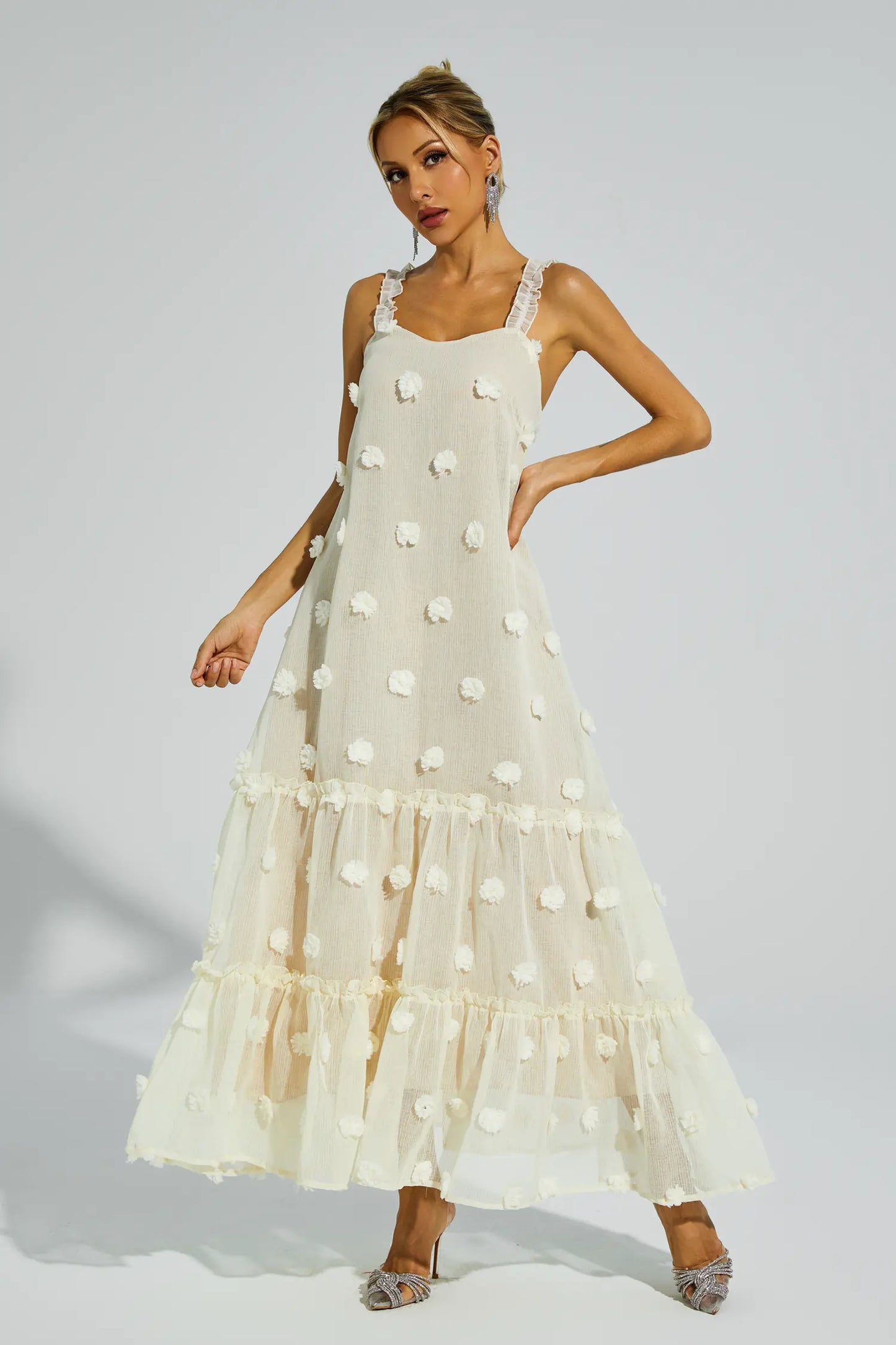 Beautifully Crafted Dress in a Classic Style