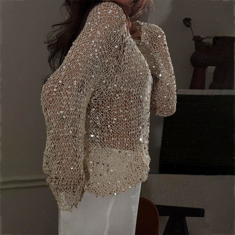 Effortlessly Elegant Top with a Timeless Design