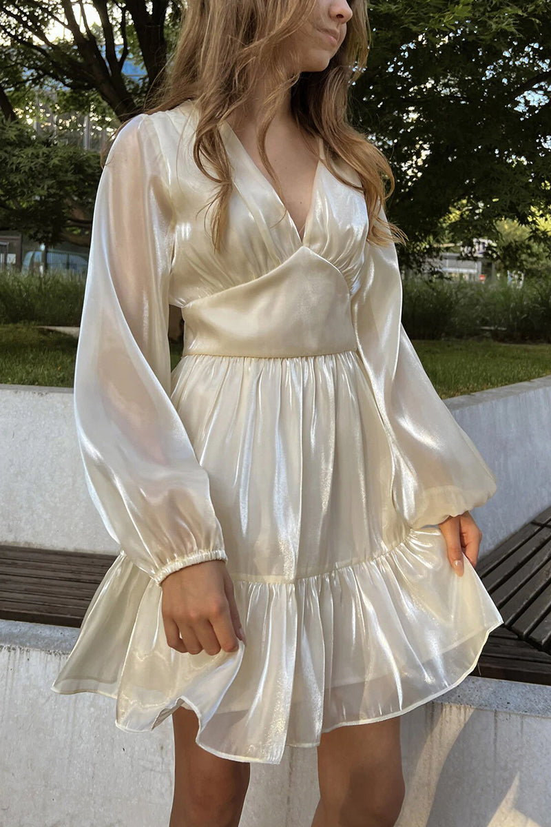 Effortlessly Elegant Dress with a Timeless Design