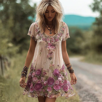 Beautifully Finished Dress in a Timeless Design