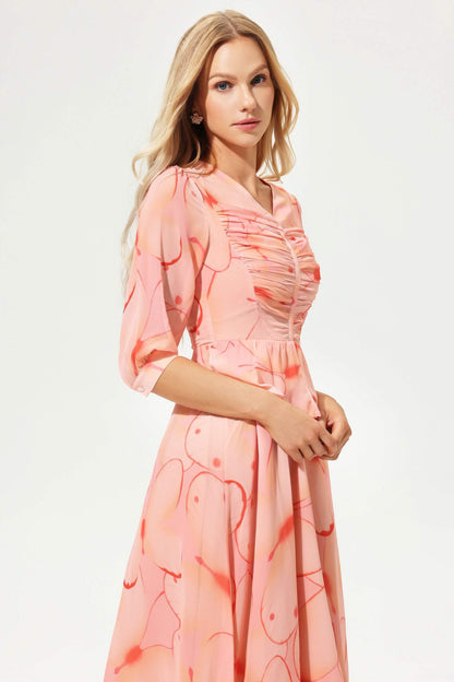 Effortlessly Elegant Dress with a Timeless Design