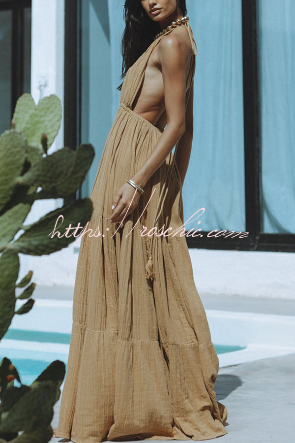 Sophisticated Dress with a Clean Classic Look
