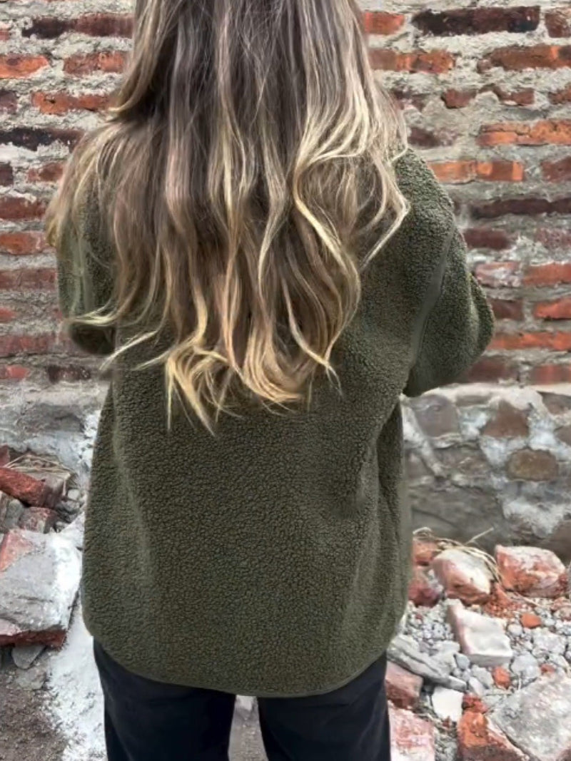 Elegantly Styled Coat for Everyday Wear