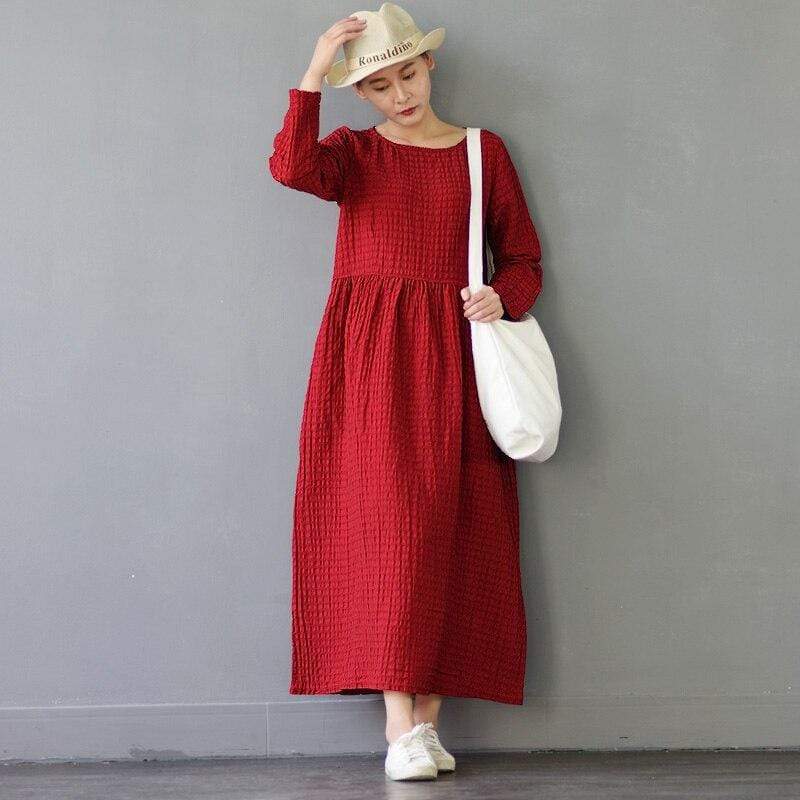 Classic Vintage Dress with a Flattering Fit