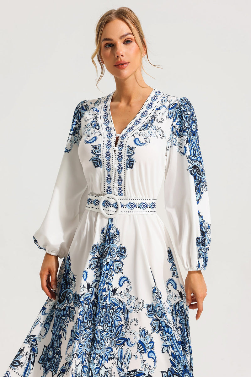 Classic Vintage Dress with a Flattering Fit
