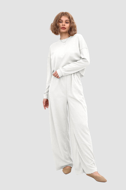Well Tailored Pullover with a Graceful Silhouette