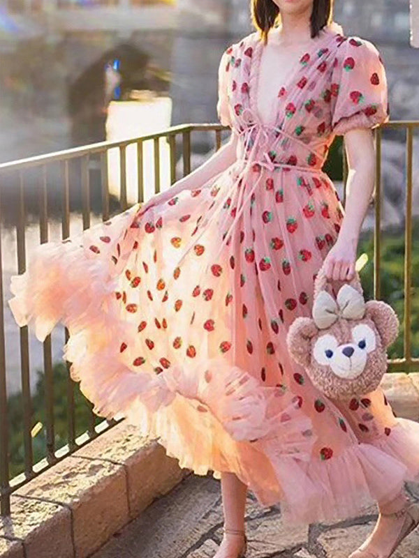 Classic Vintage Dress with a Flattering Fit