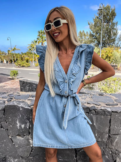 Beautifully Crafted Dress in a Classic Style