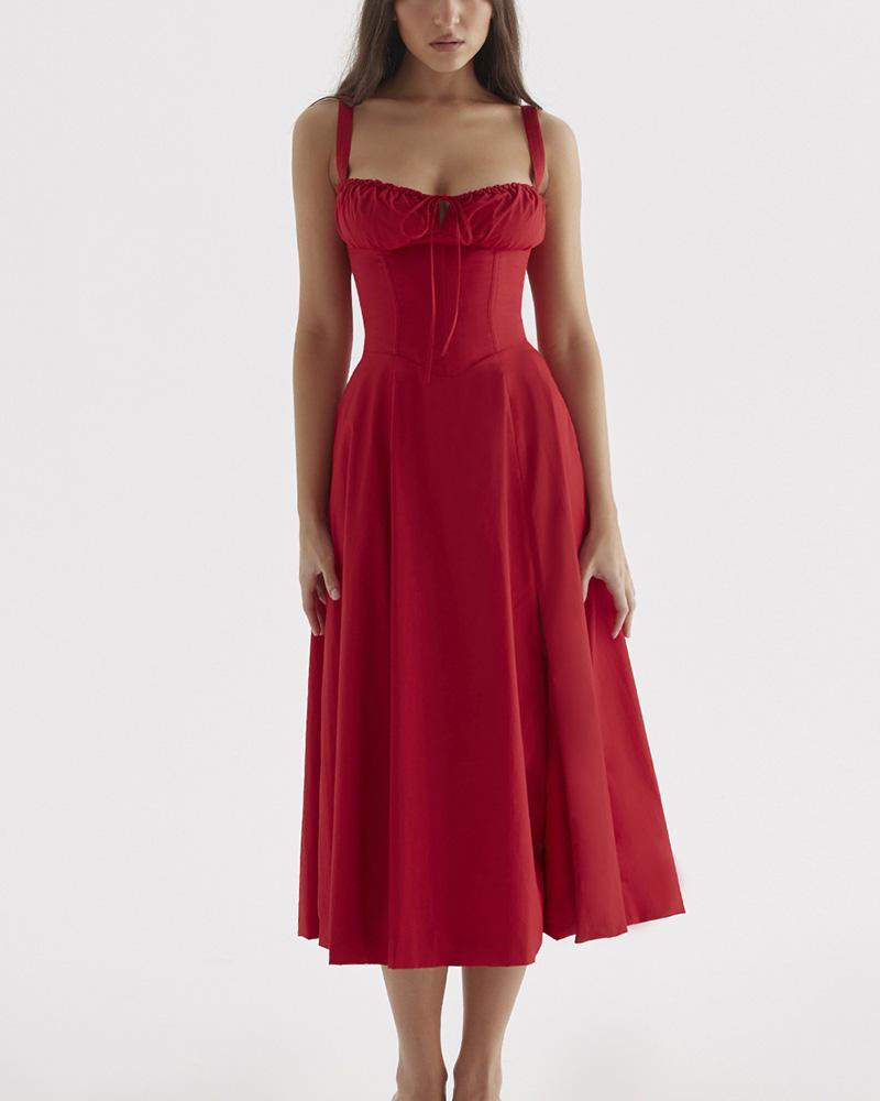 Sophisticated Dress with a Clean Classic Look