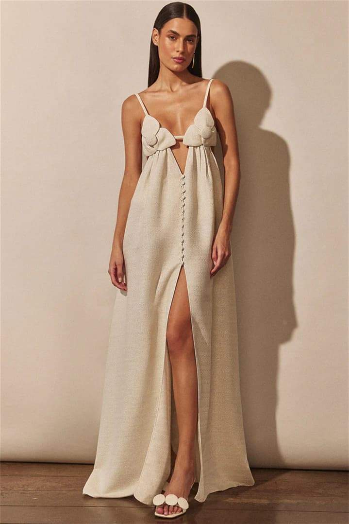 Sophisticated Dress with a Clean Classic Look