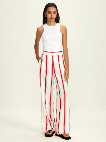 Elegantly Styled Pants for Everyday Wear