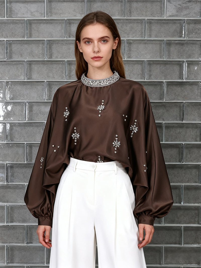 Gracefully Styled Pullover for Any Occasion