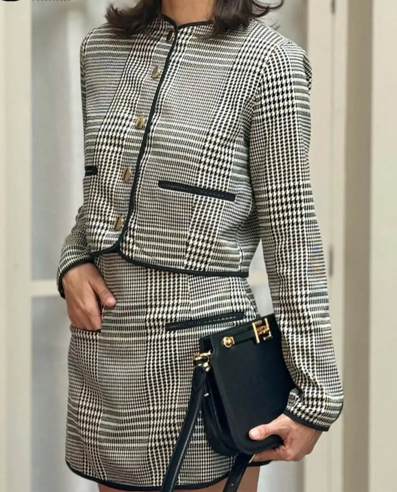 Beautifully Finished Garment in a Timeless Design