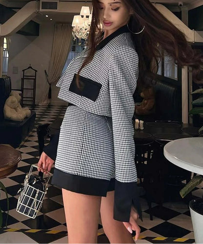 Gracefully Styled Garment for Any Occasion