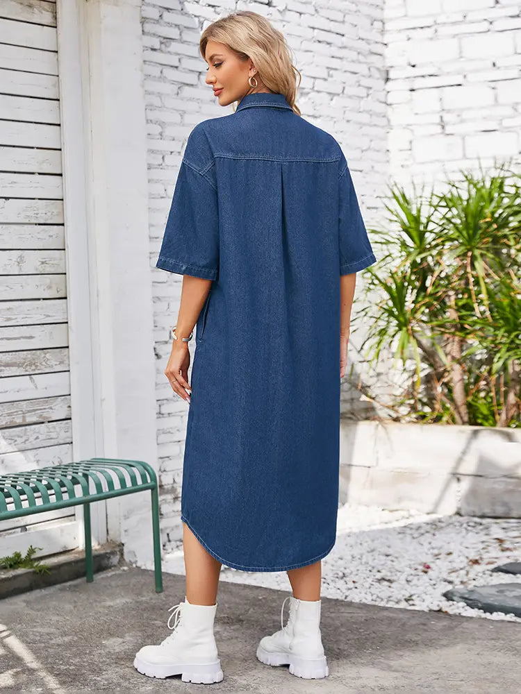 Classic Vintage Dress with a Flattering Fit