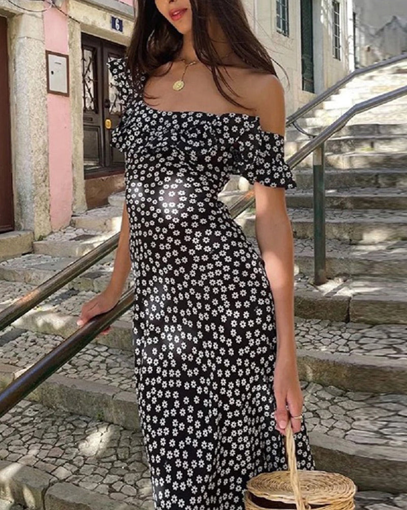 Effortlessly Elegant Dress with a Timeless Design