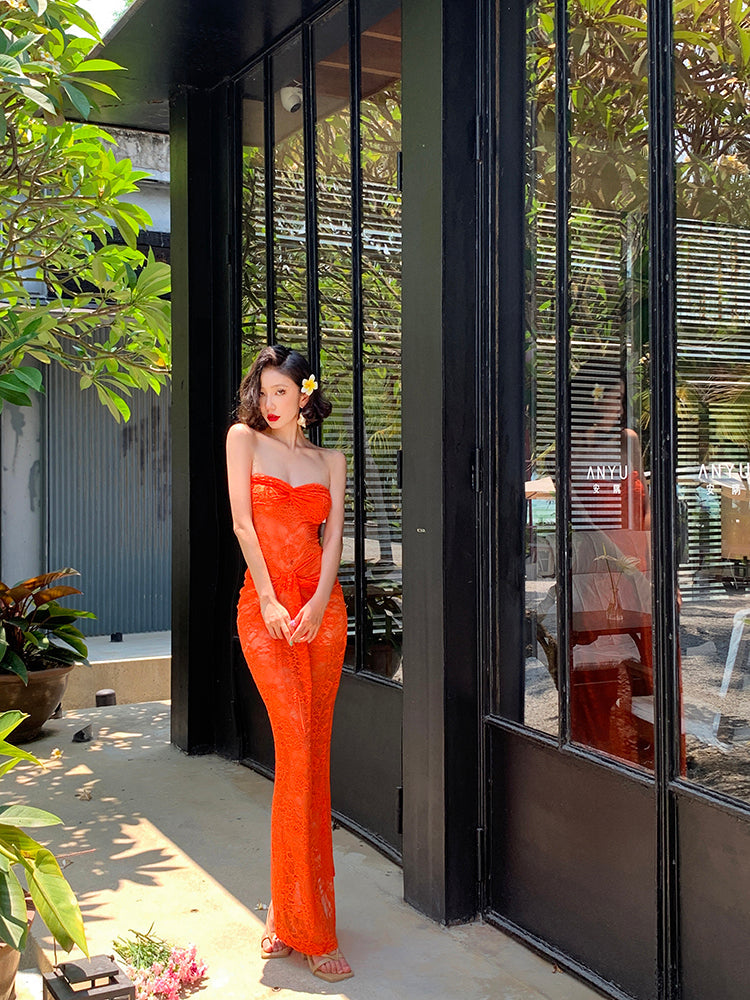 Classic Vintage & Enduringly Stylish Dress