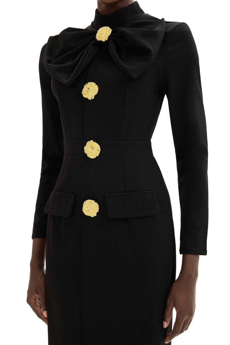 Beautifully Crafted Dress in a Classic Style