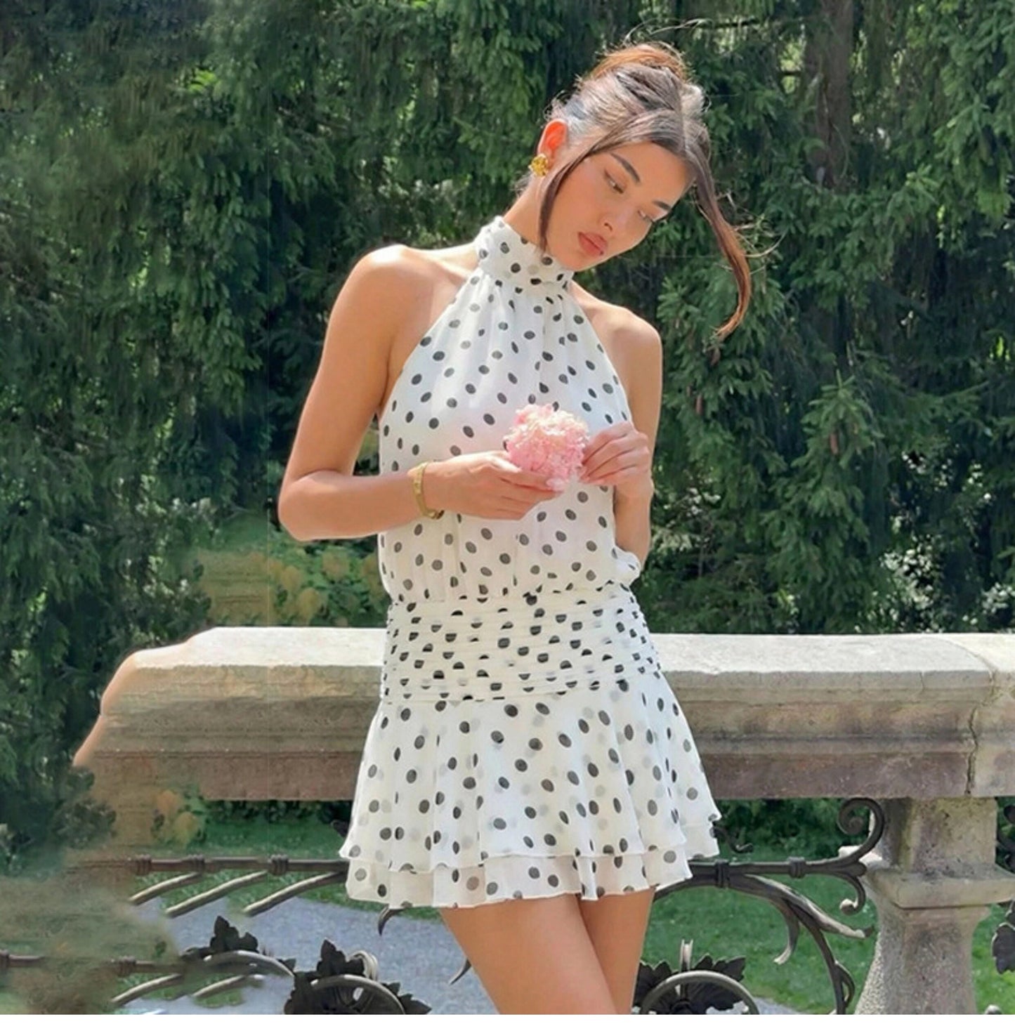 Beautifully Crafted Dress in a Classic Style