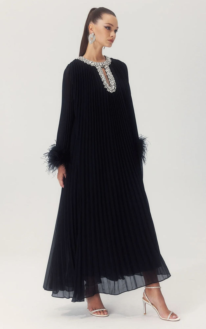 Polished Dress with an Effortless Classic Look