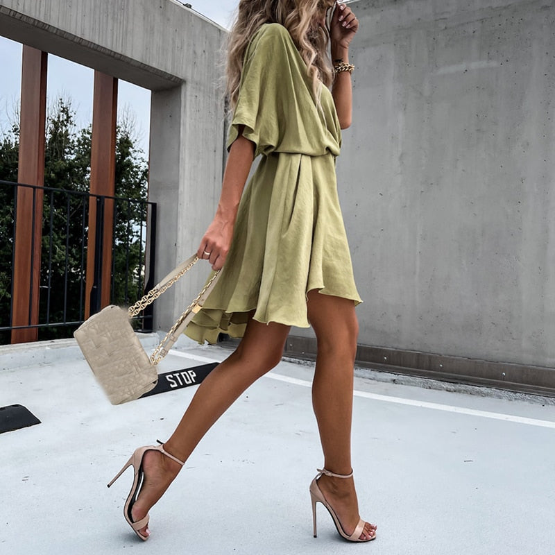 Classic Vintage & Enduringly Stylish Dress